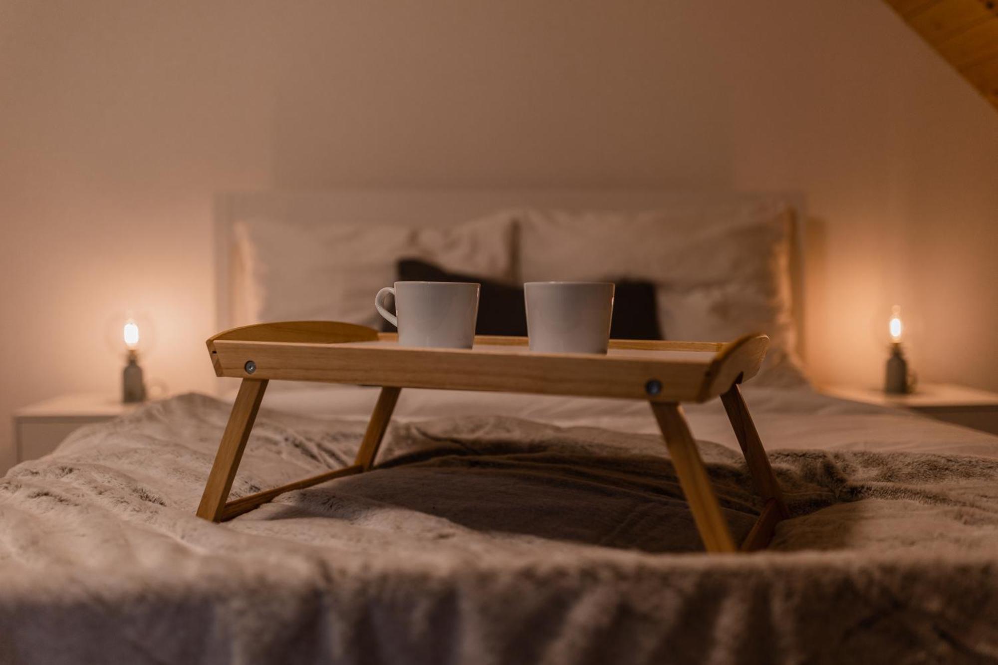 Romanticky Loft Parking U Hlavniho Nadrazi 奥洛穆茨 外观 照片