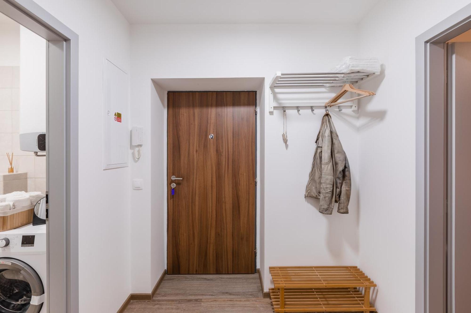 Romanticky Loft Parking U Hlavniho Nadrazi 奥洛穆茨 外观 照片